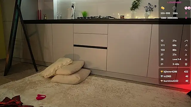 Snapshot of Kristina_diamond chatting on 05-09-26, 04:56 Kristina diamond online show from 05-09-26, 04:56