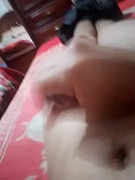 Snapshot of yahirgyui chatting on 09-28-25, 02:06 yahirgyui online show from 09-28-25, 02:06