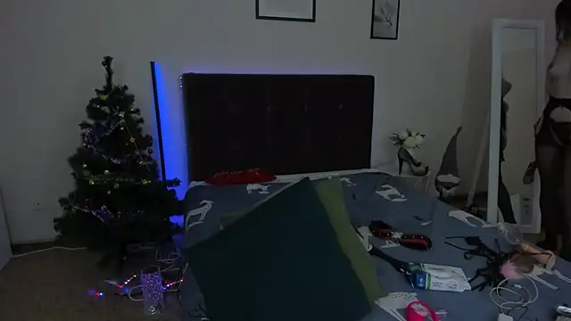 CassieEvans online show from 12-29-24, 06:56