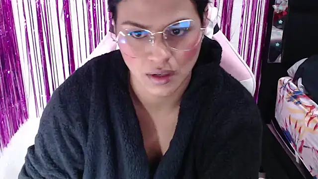 SweetAlmaa online show from 05-13-26, 10:01