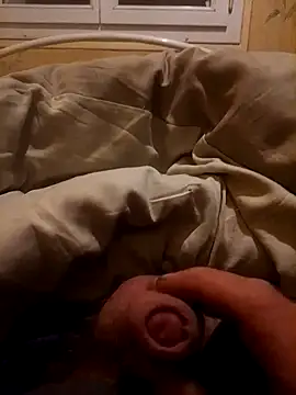 Snapshot of seba_tien chatting on 09-19-25, 09:04 seba tien online show from 09-19-25, 09:04