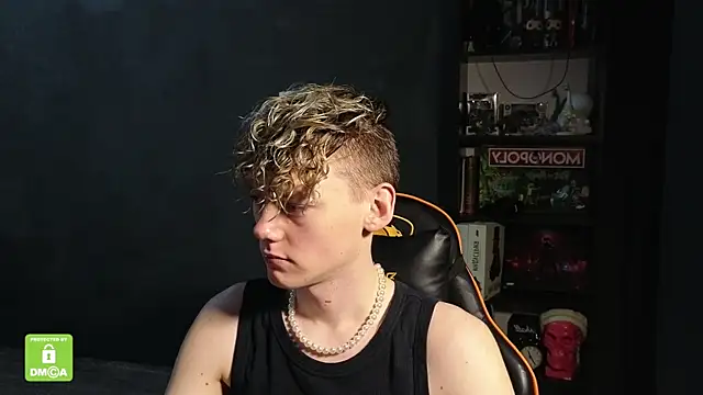 Keytaro online show from 11-27-25, 05:26