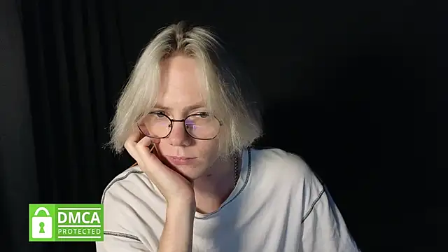 Snapshot of Keytaro chatting on 07-06-26, 10:45 Keytaro online show from 07-06-26, 10:45