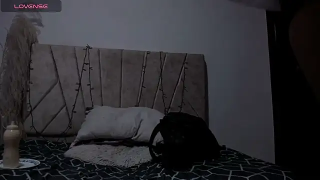 Kaela18 online show from 12-18-24, 01:12