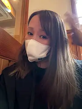 Snapshot of annna_annna_2024 chatting on 10-20-25, 01:39 annna annna 2024 online show from 10-20-25, 01:39