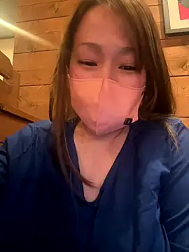 Snapshot of annna_annna_2024 chatting on 12-16-25, 07:02 annna annna 2024 online show from 12-16-25, 07:02