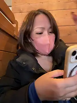 Snapshot of annna_annna_2024 chatting on 01-10-26, 01:07 annna annna 2024 online show from 01-10-26, 01:07