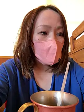 Snapshot of annna_annna_2024 chatting on 02-15-26, 06:54 annna annna 2024 online show from 02-15-26, 06:54