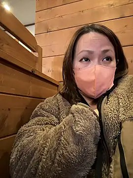 Snapshot of annna_annna_2024 chatting on 02-20-26, 07:21 annna annna 2024 online show from 02-20-26, 07:21