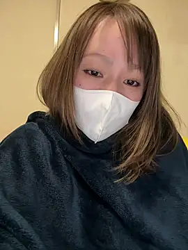 Snapshot of annna_annna_2024 chatting on 03-23-26, 01:48 annna annna 2024 online show from 03-23-26, 01:48