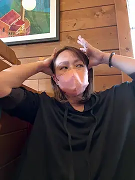 Snapshot of annna_annna_2024 chatting on 04-06-26, 02:20 annna annna 2024 online show from 04-06-26, 02:20