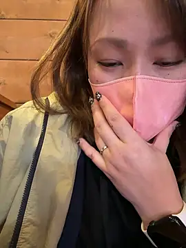 Snapshot of annna_annna_2024 chatting on 04-10-26, 02:17 annna annna 2024 online show from 04-10-26, 02:17