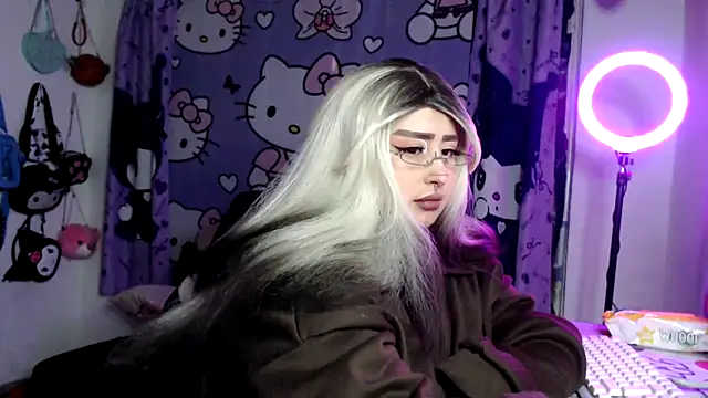 lussyevans24 online show from 05-15-26, 04:19