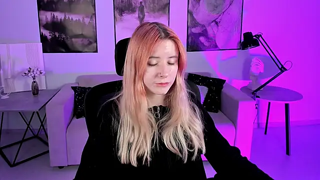 LexiWenford online show from 12-09-24, 09:28