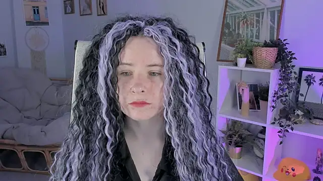 LexiWenford online show from 03-19-25, 02:37