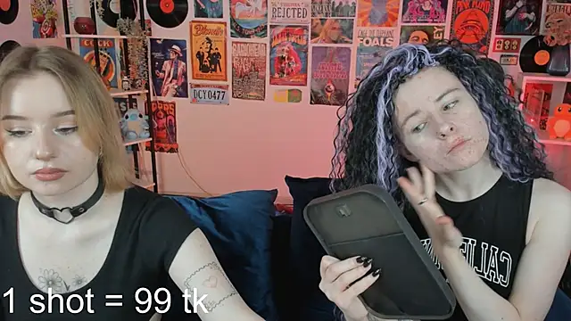 LexiWenford online show from 03-21-25, 02:39