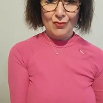 Viola8p online show from 11-17-25, 01:50