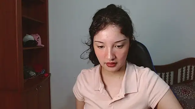 alexaa08 online show from 09-23-25, 12:08