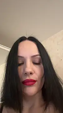 Snapshot of Devil_Goddess chatting on 11-14-25, 12:26 Devil Goddess online show from 11-14-25, 12:26