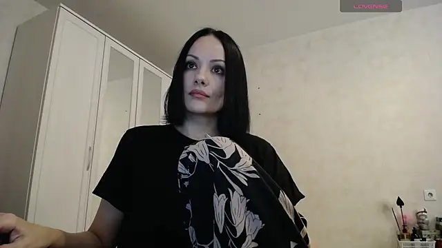 Devil Goddess online show from 12-19-25, 02:02