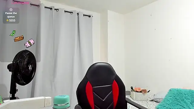 Snapshot of Sanddi_milff chatting on 02-02-25, 01:41 Sanddi milff online show from 02-02-25, 01:41