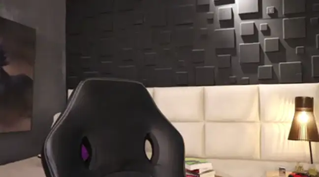 Snapshot of DannSaenz chatting on 02-16-25, 01:14 DannSaenz online show from 02-16-25, 01:14