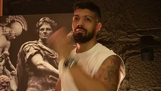 Snapshot of DannSaenz chatting on 09-19-25, 12:06 DannSaenz online show from 09-19-25, 12:06