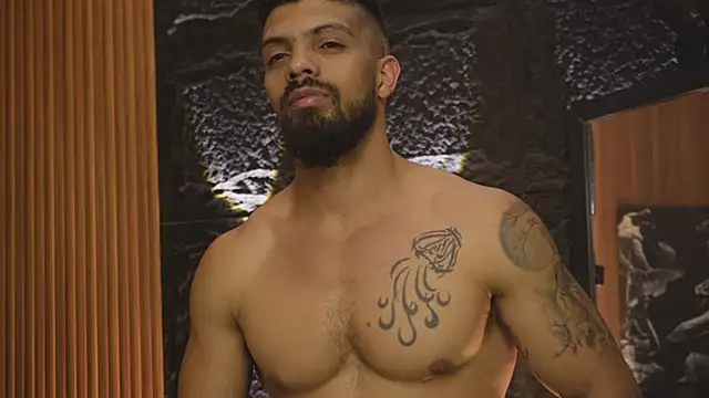 Snapshot of DannSaenz chatting on 10-15-25, 03:06 DannSaenz online show from 10-15-25, 03:06