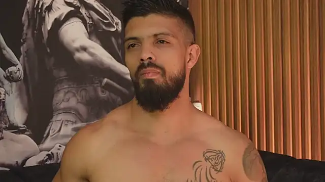 Snapshot of DannSaenz chatting on 10-18-25, 02:47 DannSaenz online show from 10-18-25, 02:47