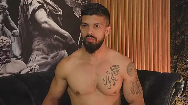 Snapshot of DannSaenz chatting on 10-18-25, 03:02 DannSaenz online show from 10-18-25, 03:02