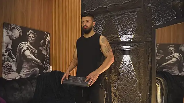 Snapshot of DannSaenz chatting on 10-23-25, 01:21 DannSaenz online show from 10-23-25, 01:21