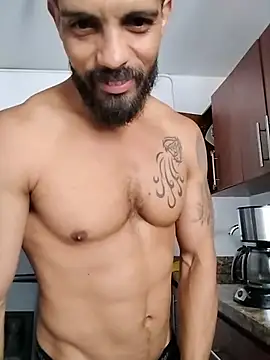 DannSaenz online show from 07-25-26, 07:44