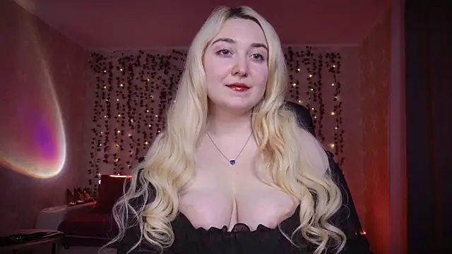 AllisonBlack  online show from 10-11-25, 12:43