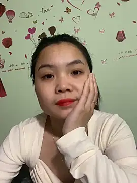 Snapshot of Maeve2k5 chatting on 12-28-24, 02:01 Maeve2k5 online show from 12-28-24, 02:01