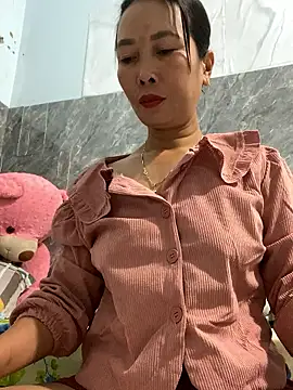 Linaannn online show from 01-12-26, 11:54