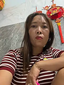 Linaannn online show from 07-16-26, 12:44