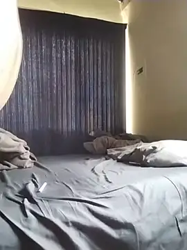 Snapshot of Convertiblechulo chatting on 01-03-25, 06:33 Convertiblechulo online show from 01-03-25, 06:33