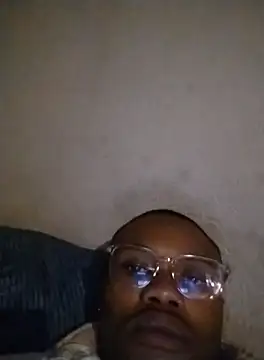 Snapshot of Convertiblechulo chatting on 09-28-25, 01:22 Convertiblechulo online show from 09-28-25, 01:22