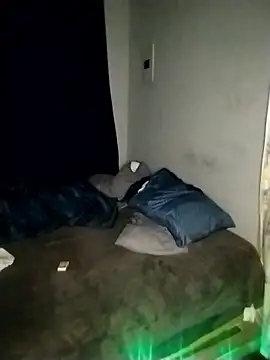 Snapshot of Convertiblechulo chatting on 01-10-26, 02:57 Convertiblechulo online show from 01-10-26, 02:57