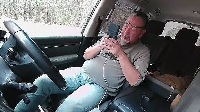 Snapshot of kumao2 chatting on 11-05-25, 04:12 kumao2 online show from 11-05-25, 04:12