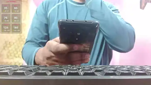 Snapshot of Teasing_Couple chatting on 10-17-25, 04:31 Teasing Couple online show from 10-17-25, 04:31