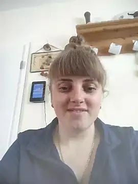 Snapshot of CoddessCrystal chatting on 04-06-26, 11:22 CoddessCrystal online show from 04-06-26, 11:22