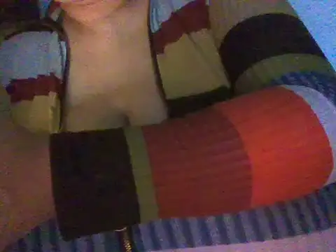 Snapshot of RoxiRedXXX chatting on 02-18-25, 09:09 RoxiRedXXX online show from 02-18-25, 09:09