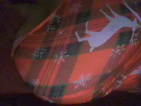 Snapshot of RoxiRedXXX chatting on 03-12-25, 04:35 RoxiRedXXX online show from 03-12-25, 04:35