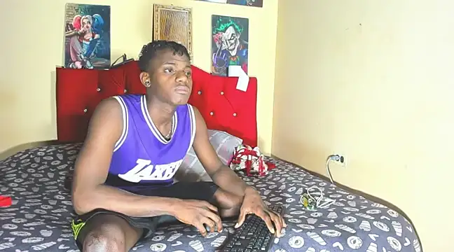 blackWhite hot online show from 02-04-25, 10:43