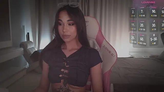 Snapshot of march_mellow chatting on 01-23-25, 05:31 march mellow online show from 01-23-25, 05:31