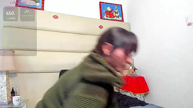 Snapshot of avatomas_02 chatting on 11-30-25, 05:00 avatomas 02 online show from 11-30-25, 05:00