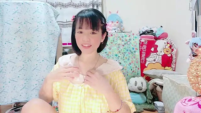 renapiyon8182 online show from 10-01-25, 06:47