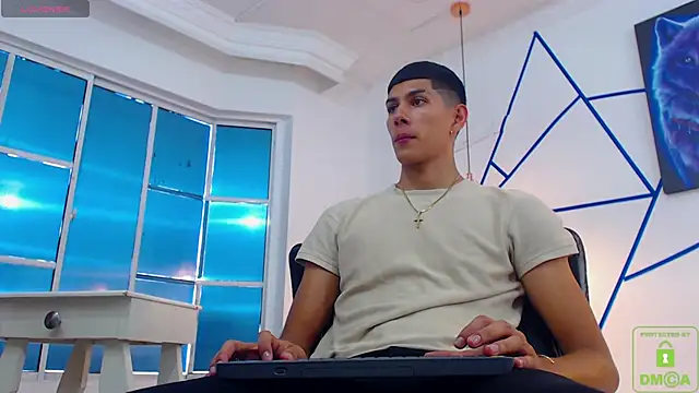 Snapshot of Valerio_20 chatting on 12-10-24, 07:54 Valerio 20 online show from 12-10-24, 07:54