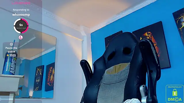 Snapshot of Valerio_20 chatting on 01-06-25, 08:28 Valerio 20 online show from 01-06-25, 08:28